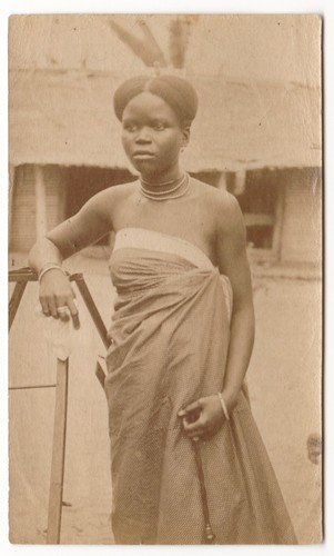 Portrait jeune fille - jeune,