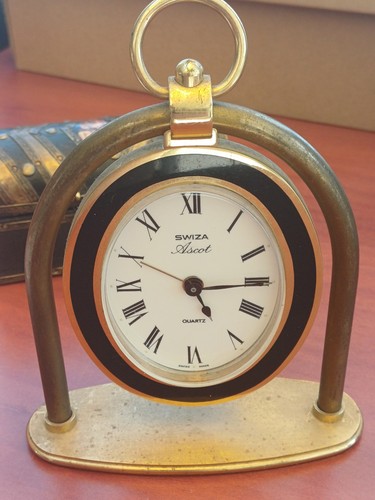 Superbe réveil pendulette