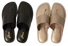 Pantoufle tong femme GUESS avec bande logotée article FERNANDA FLOFERELE21