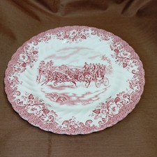 Assiette rouge Johnson Brothers de la série "Coaching Scènes" Anglaise Vintage