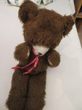 Peluche pour enfant reprèsentant un ours en peluche