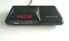 YOKO Radio Reveil FM MW LW Dual Display Clock Radio Bon État Fonctionnel