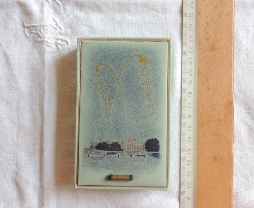 Rare petit coffret paris - petit,