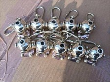 Lot de 10 mini porte-clés casque de plongée en laiton massif finition chromée...