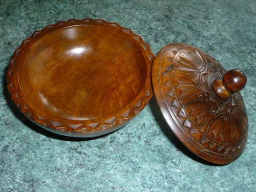 Ancienne boite ronde bijoux - boite,