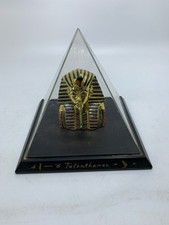 MASK OF TUTANKHAMUN PYRAMID