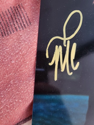 Signed miley cyrus - miley,