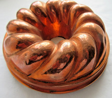 Ancien moule à gâteau