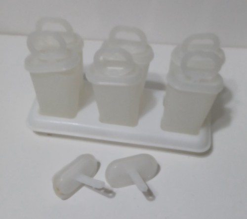 Vintage 1955 tupperware - 1955,