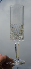 Bayel - Flûte à champagne en cristal taillé. Haut. 19,5 cm - Diam buvant. 4,7 cm
