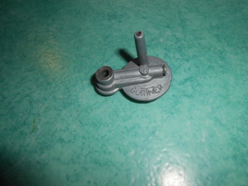 Couvercle cuve carburateur