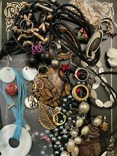 SUPERBE LOT BIJOUX VINTAGE ET ANCIENS, BAGUES, BROCHE, COLLIER