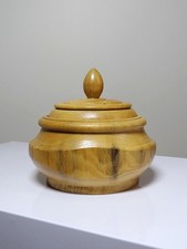 Boite en bois tourné clair vintage bonbonnière bois artisanal