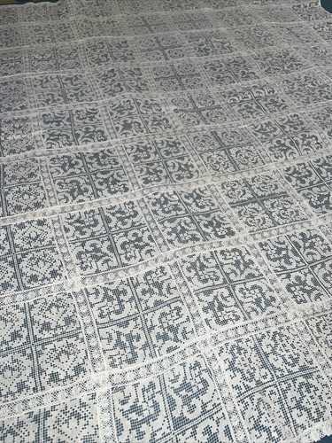 136 jolie nappe ancienne en - n*136,