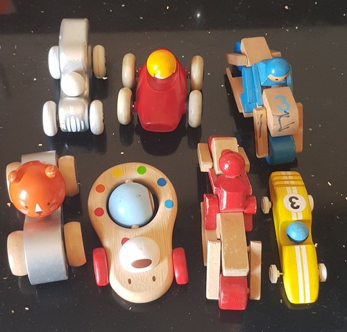 Jouet bois plastique - et,