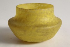 Vase verre marmoréen jaune