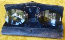 Bésicles lunettes pince-nez