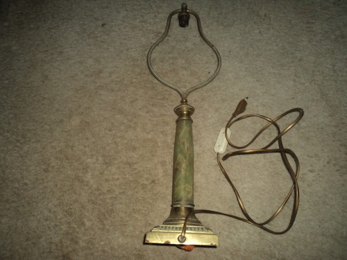 Ancien pied lampe - pied, a