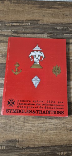 Livre les insignes des - insignes, forces