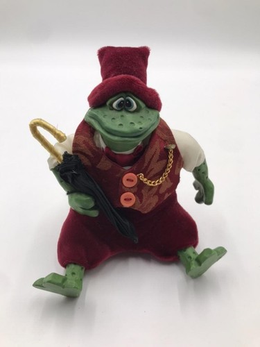 Peluche poupée grenouille
