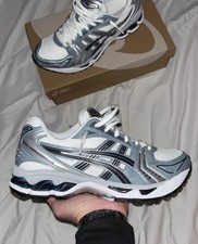 kayano 14