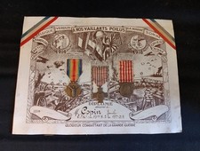 Diplôme Avec 3 Médailles De