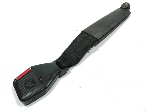 Ancrage ceinture avant droit - ancrage,