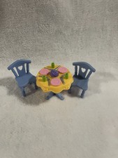 Fisher-Price Suite, Streets