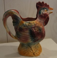 Pichet en barbotine en forme