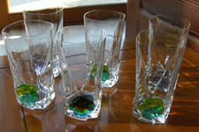 verre haut avec décor pensée