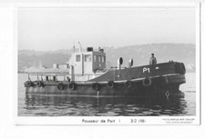 BATEAU MARINE  POUSSEUR DE PORT P 1