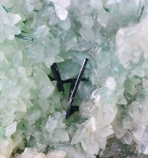 4.6cms CALCITE CHRYSOCOLLA