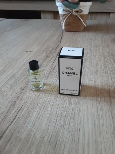 Parfum miniature collection - parfum, n