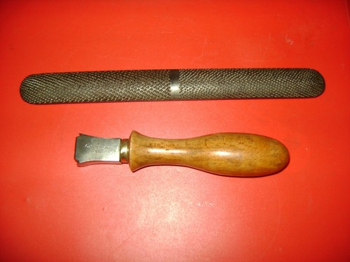 Ancienne râpe cordonnier - de,