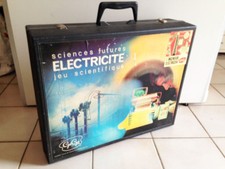 Ancienne boite malette valis