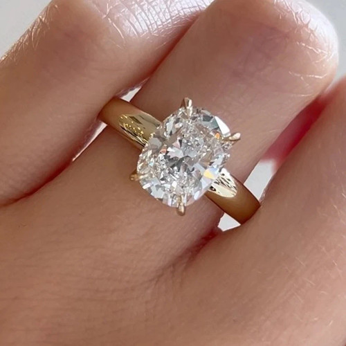 Bague diamant taille coussin