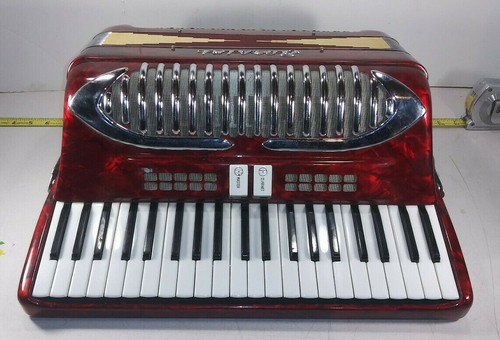 Used borsini piano accordion - piano,