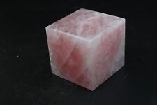 Hexaedre Quartz Rose Solide forme de Platon 252 grammes