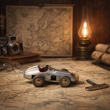 Voiture de course mécanique