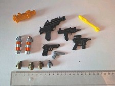 Lot accessoires armes - 13,
