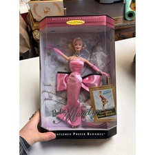 NEW Vintage 1997 Barbie Doll