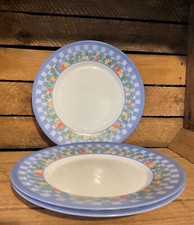 3 assiettes plates Arcopal