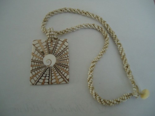 Collier sautoir longueur - -,
