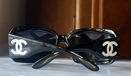 Chanel mother pearl rare - of,