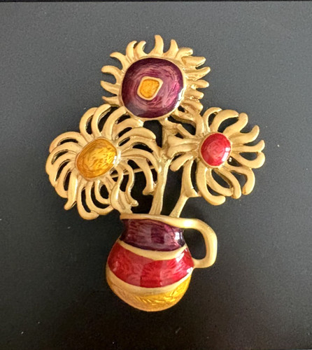 Bijou importante broche