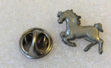 pin's vintage Ferrari Scuderia