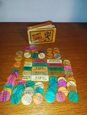 ancienne boite bois de jeux de cartes publicitaire + 65 jetons