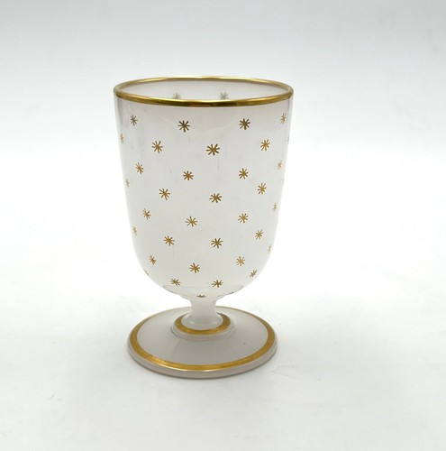 Verre pied opaline - à,