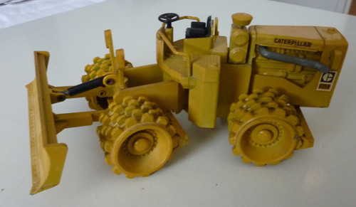 Cat 825 nzg n 135 - cat,