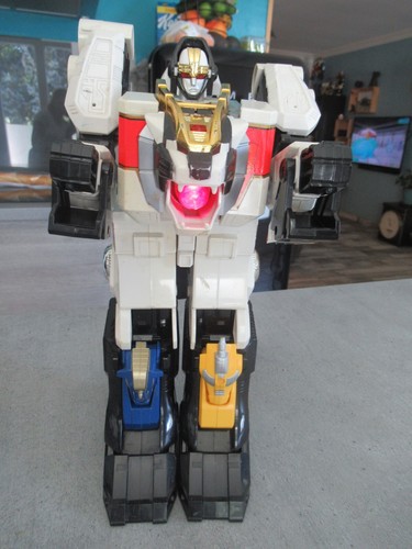 Robot white tigerzord - tigerzord, /